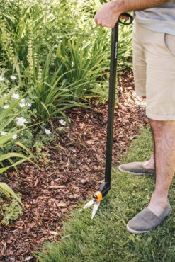 Fiskars Graskantenschaar Op Steel - GS46 - 112 Cm -Tuingereedschaps Winkel Fiskars Garden Action Grass Shears 1000590