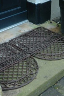 Esschert Deurmat Gietijzer Ruit 67x42 Cm -Tuingereedschaps Winkel LH45 41