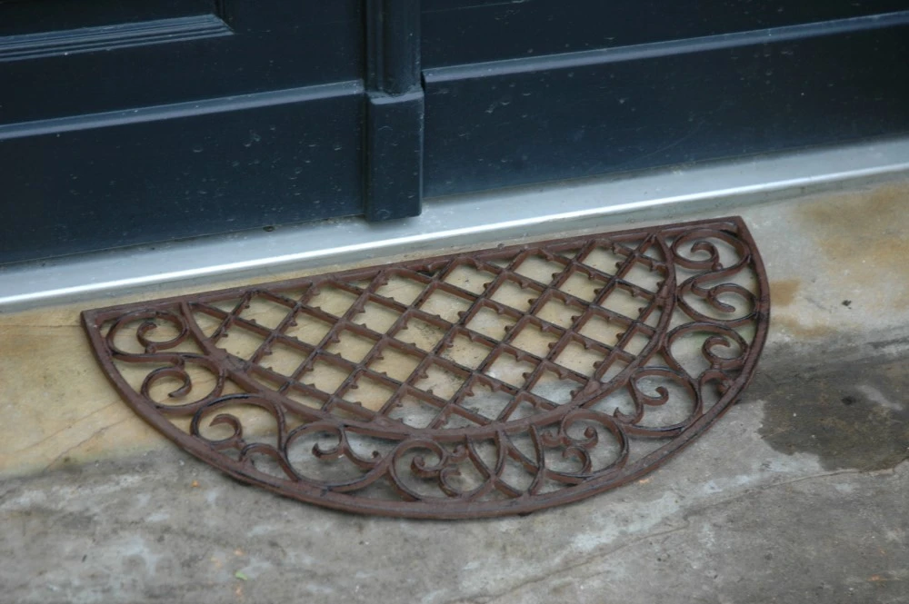 Esschert Deurmat Gietijzer Ruit Half Rond 5 Esschert Deurmat Gietijzer Ruit Half Rond - Afbeelding 3