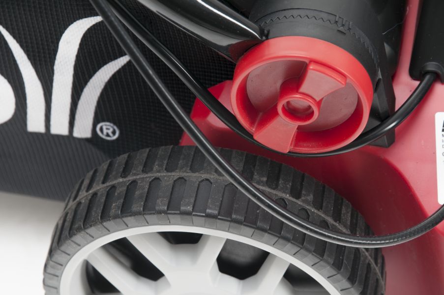 MTD Elektrische Verticuteermachine Optima 37 VE 4 MTD Elektrische Verticuteermachine Optima 37 VE - Afbeelding 2