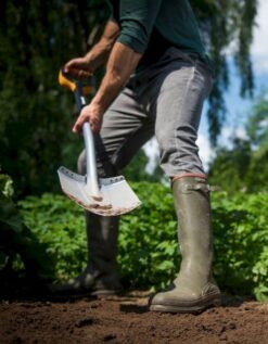 Fiskars Tuinspade Xact Spits - 120 Cm -Tuingereedschaps Winkel Spade2