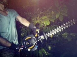 McCulloch Benzine Heggenschaar SuperLite 4528 -Tuingereedschaps Winkel fe21e6ce9b9f13105798000709bd5227