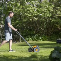 Fiskars Grasmaaier StaySharp Plus - 122 Cm -Tuingereedschaps Winkel fiskars staysharp plus handmaaier202