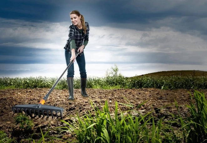 Fiskars Hark Kunststof Quikfit 4 Fiskars Hark Kunststof Quikfit - Afbeelding 2